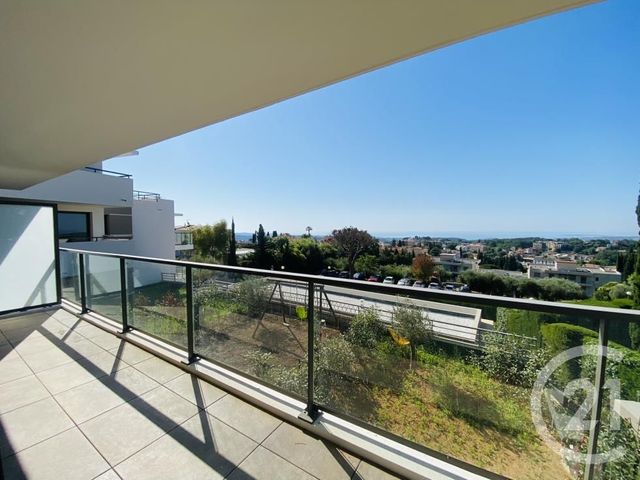 Appartement F2 bis à vendre - 2 pièces - 62.85 m2 - VENCE - 06 - PROVENCE-ALPES-COTE-D-AZUR - Century 21 Villas D'Azur