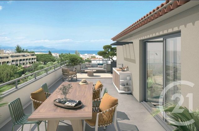 Appartement T3 à vendre - 3 pièces - 66.8 m2 - ANTIBES - 06 - PROVENCE-ALPES-COTE-D-AZUR - Century 21 Villas D'Azur